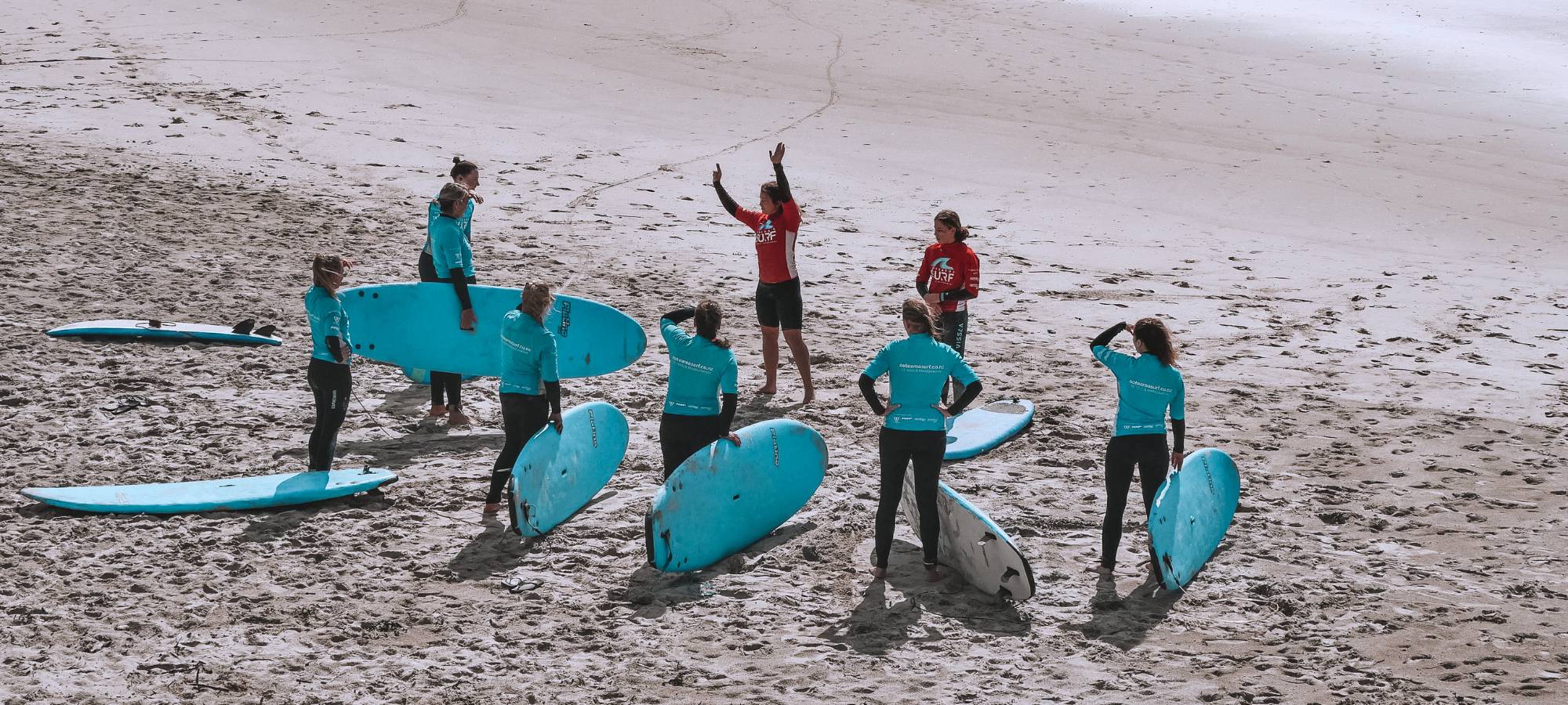 2hr Surf lesssons Orewa auckland new zealand