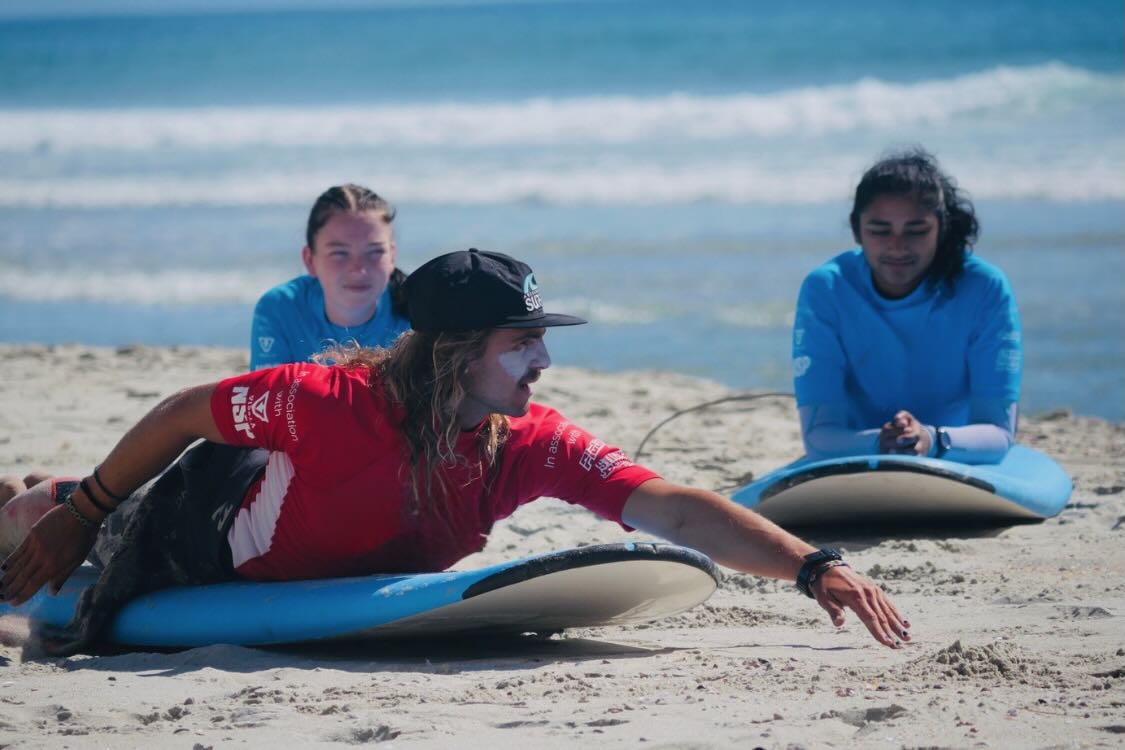 2hr group lesson Orewa surf lessons auckland new zealand
